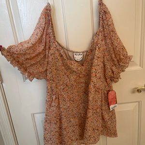 Arula size X flowy floral top brand new